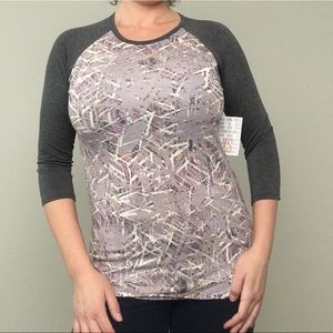 LuLaRoe XS Randy Raglan Tee